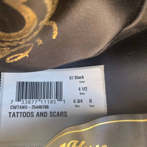 CHARLIE 1 HORSE TATTOOS AND SCARES WOOL HAT - Picture 7 of 7